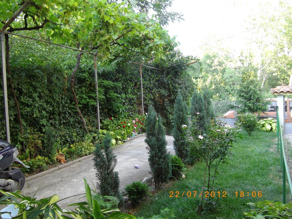 Sakutski House Hisarea Exterior foto